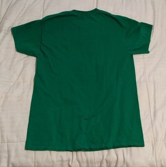OMG! Santa! Elf tee shirt size medium - Picture 6 of 7